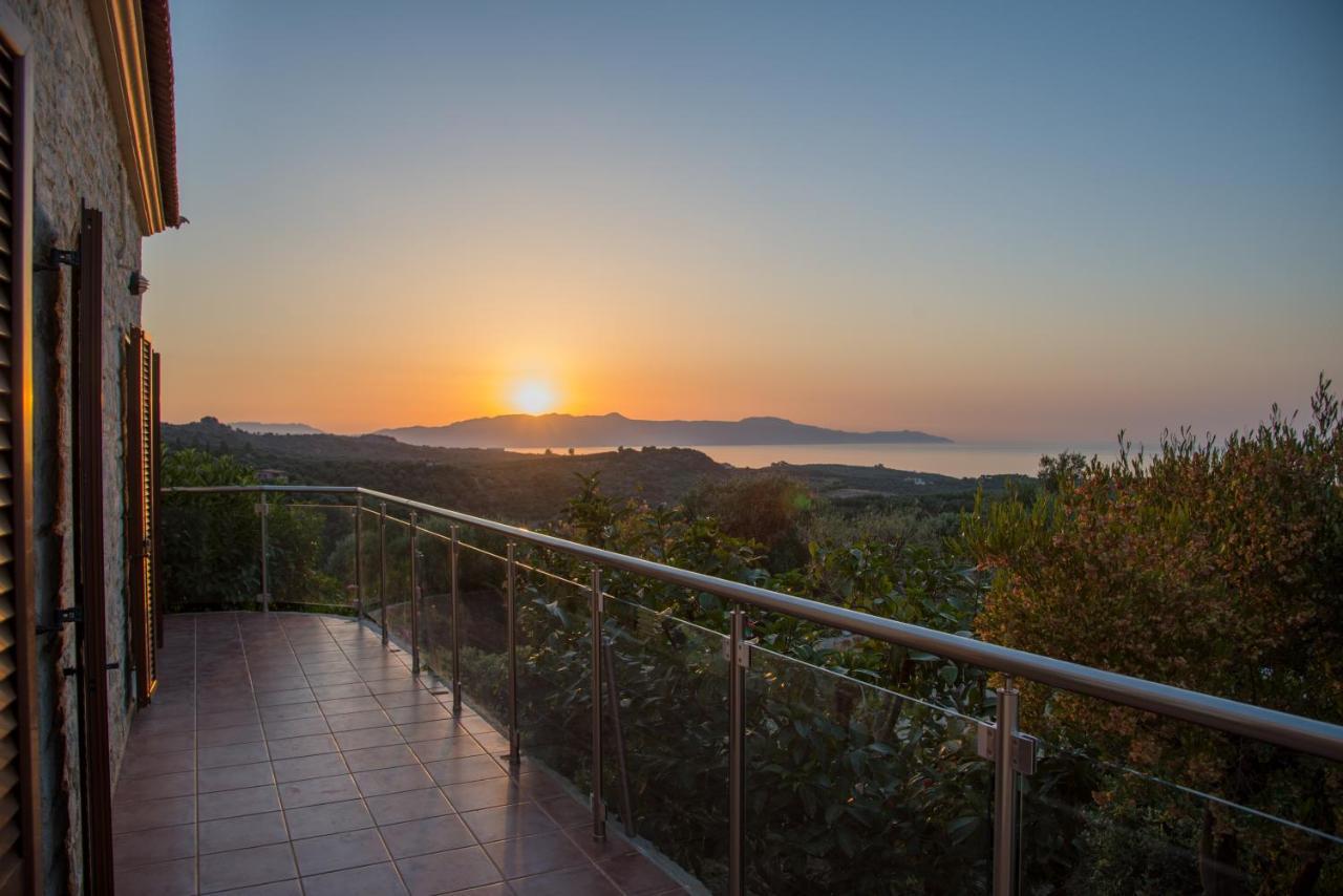 Villa Kourouni スタロス エクステリア 写真