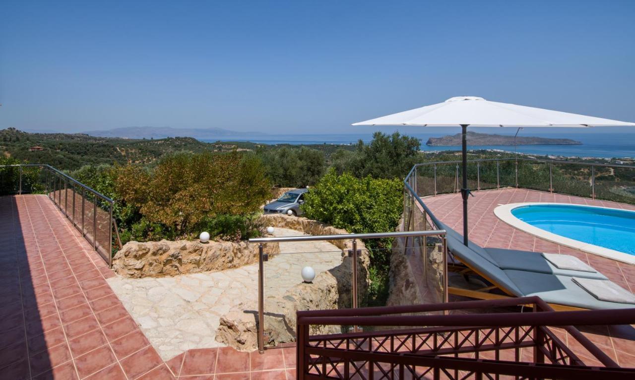 Villa Kourouni スタロス エクステリア 写真