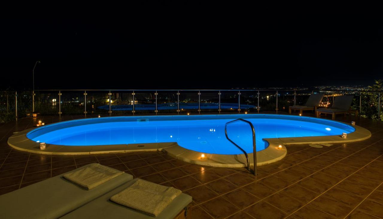 Villa Kourouni スタロス エクステリア 写真