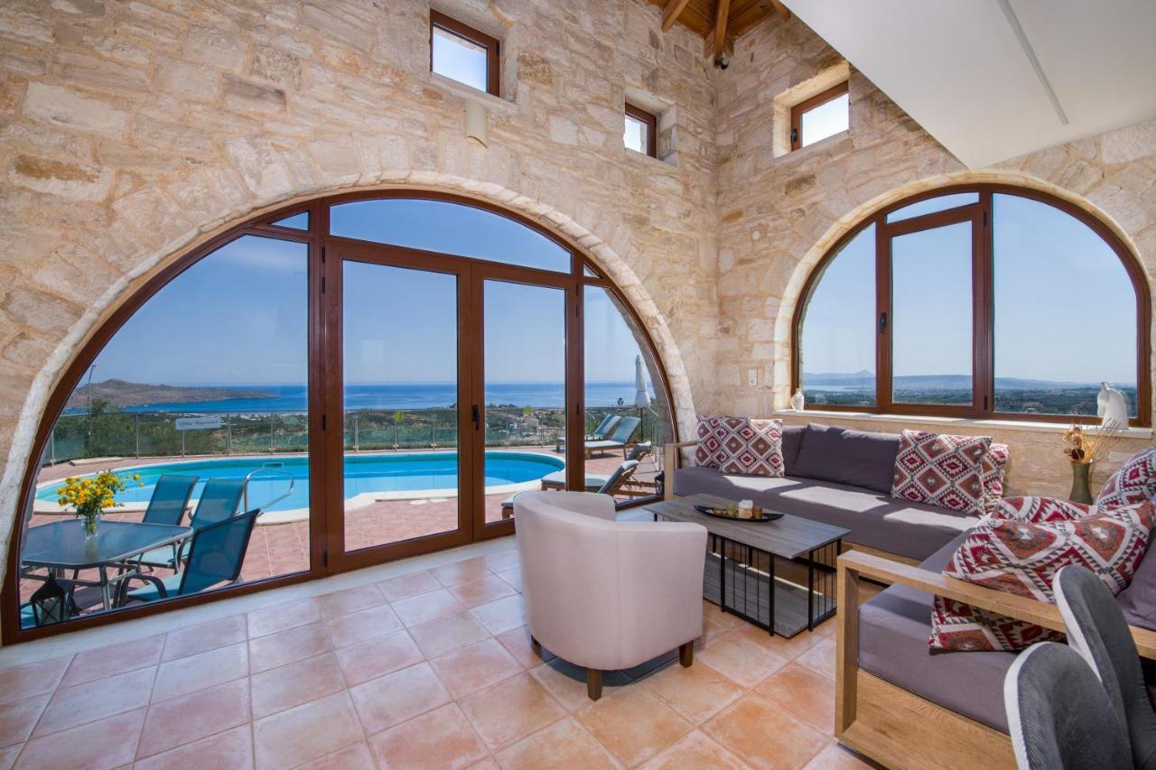 Villa Kourouni スタロス エクステリア 写真